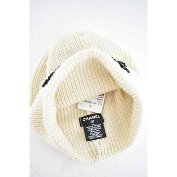Chanel 21A Ivory Cashmere Black Pearl White CC Script Logo Beanie Winter Hat main image 8